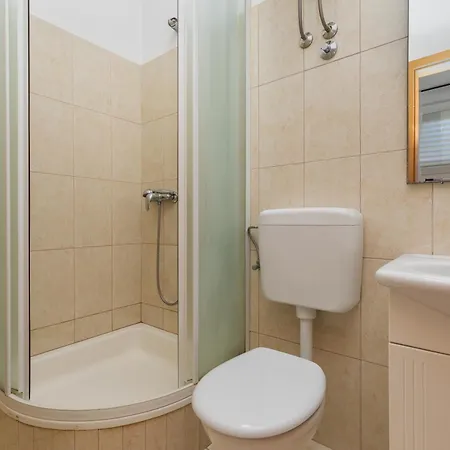 With Parking Space Podaca, Makarska - 24856 * פודאצה